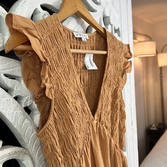 NWT HYFVE RARE FLAIR SMOCKED V-NECK TIERED MINI DRESS gold size S - Picture 4 of 8